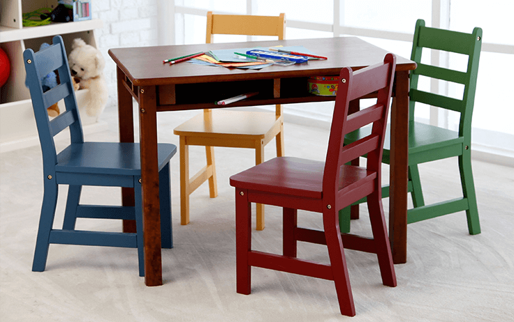 Как перекрасить деревянный детский стол и стул